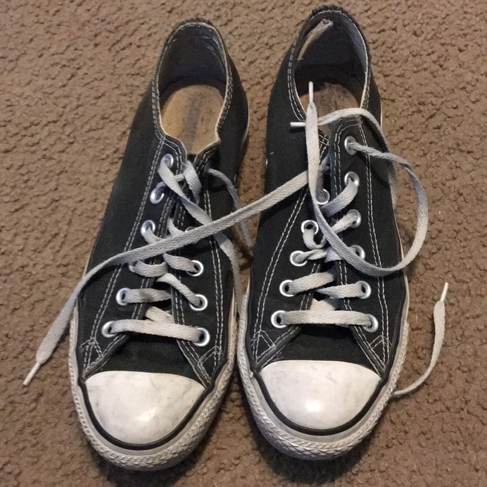 Black converse